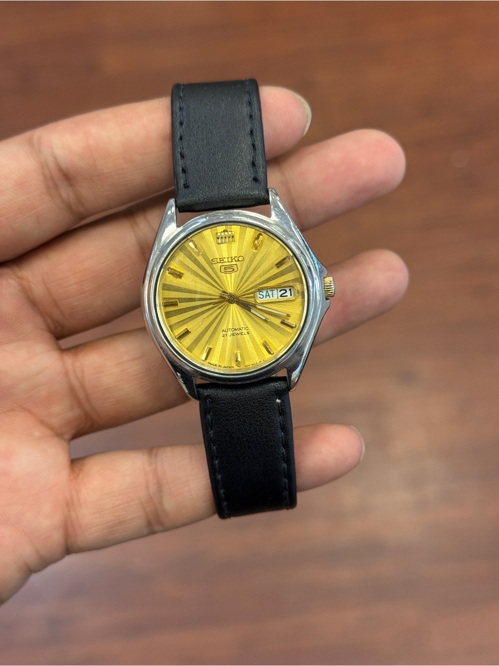 Seiko 5 Vintage Automatic Yellow Dial Japan Made Men’s Watch daydate